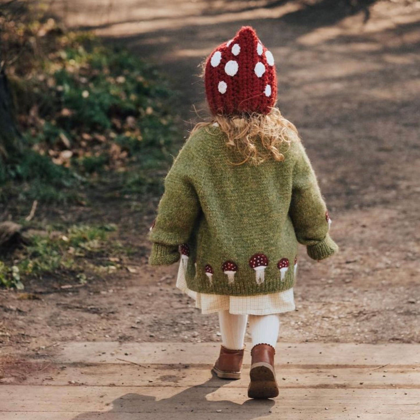 Toadstool pixie bonnet