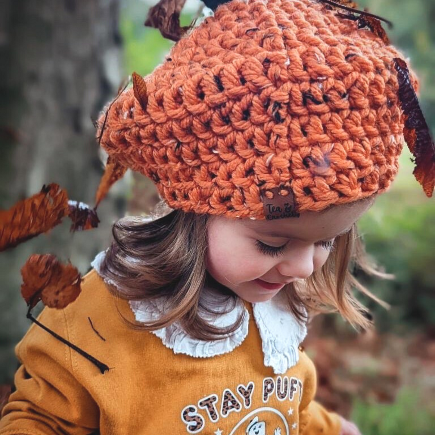 Pumpkin Beret hat with leaf and stalk